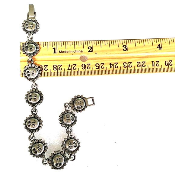 VINTAGE Happy Sun Face Silver Tone Bracelet - Picture 8 of 12